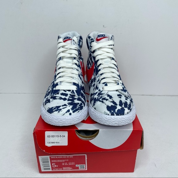 Nike Blazer Mid SE GS “Tie-Dye” BRAND NEW - Picture 2 of 4